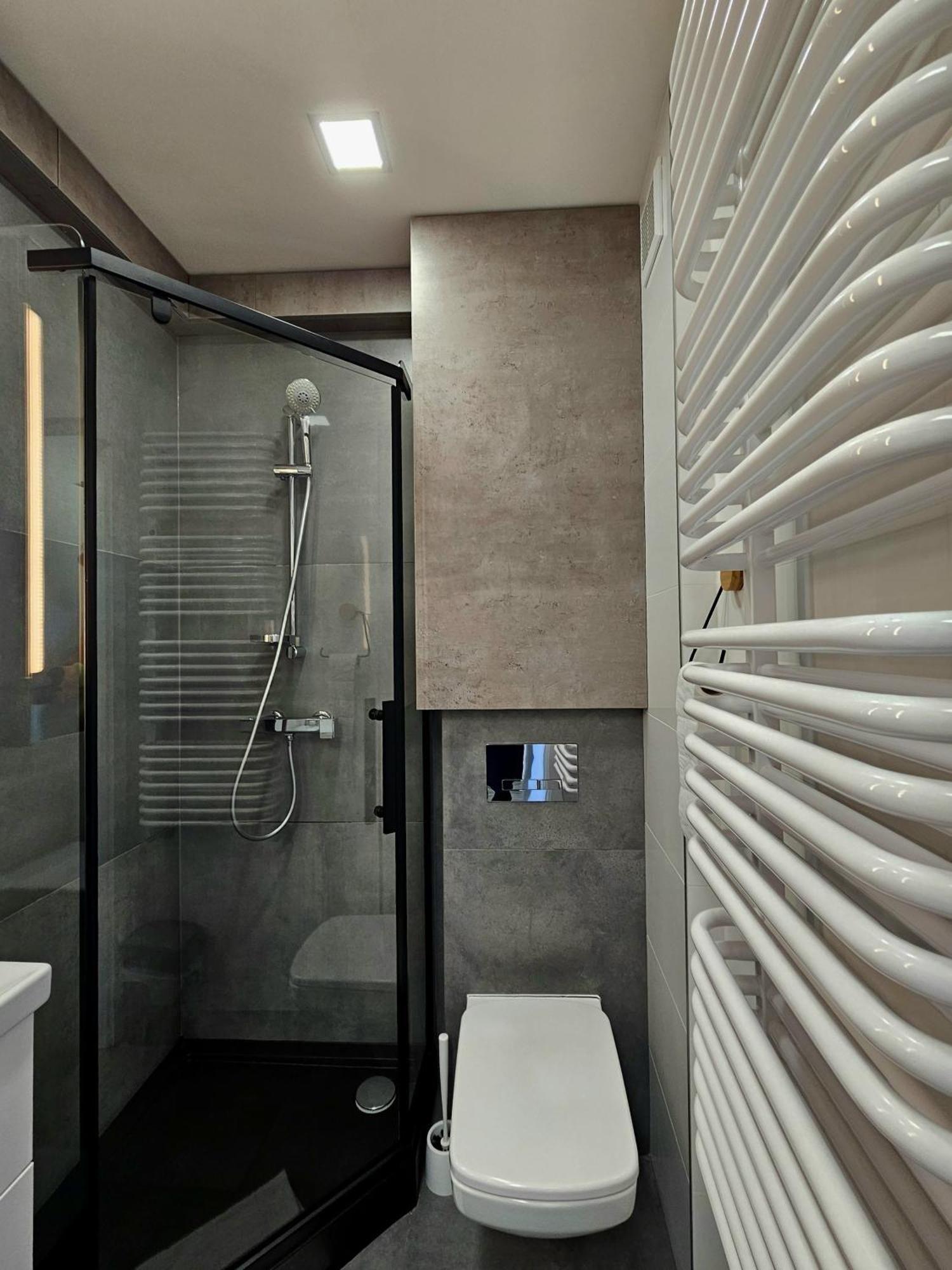 Apartament Pod Radiostacja -Gliwice Tarnogorska, Parking Free, Klimatyzacja ภายนอก รูปภาพ